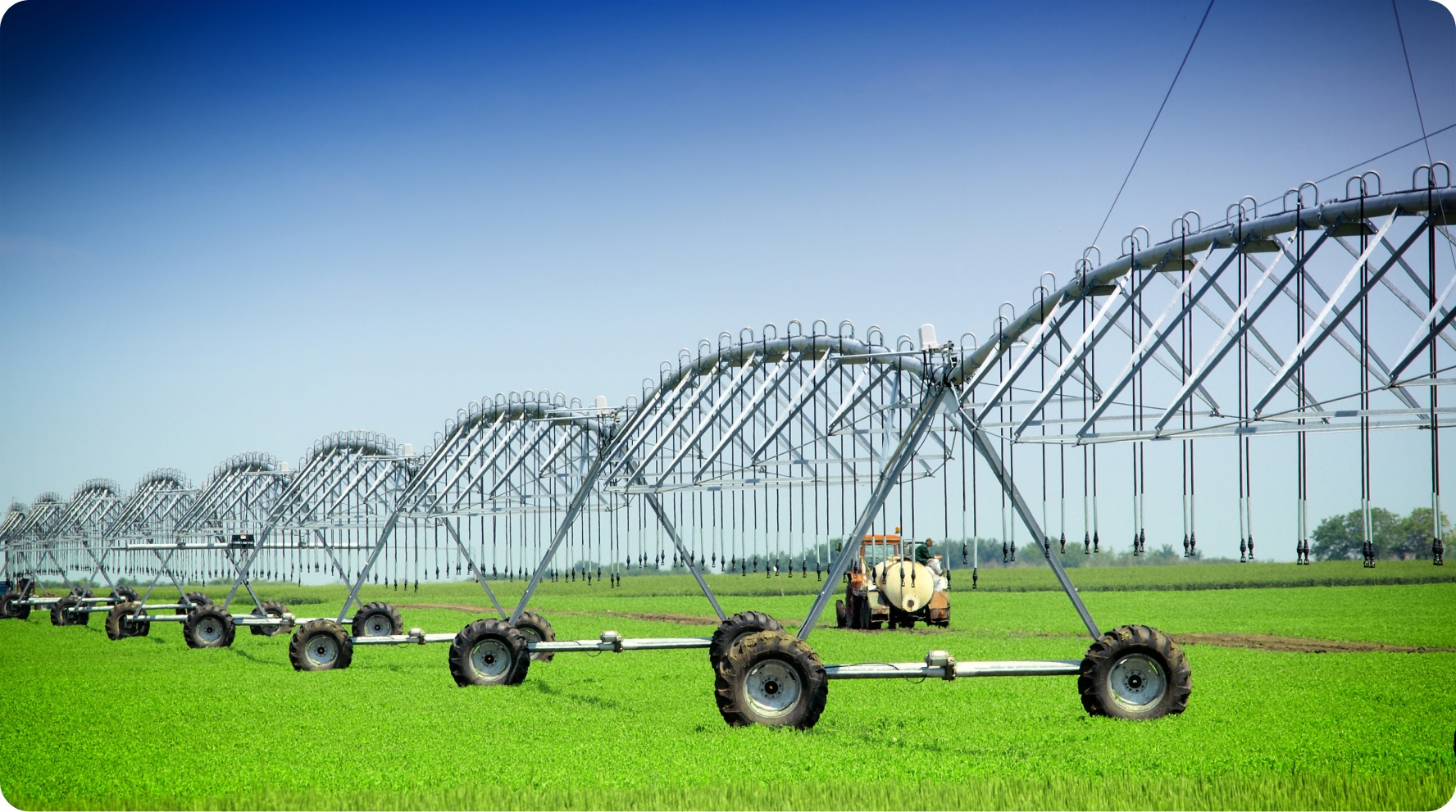 center pivot, Center pivot spare parts, Best pivot irrigation spare parts, Agricultural irrigation solutions, Pivot irrigation system, Reliable irrigation spare parts Egypt, Leading irrigation supplier in Egypt, Agriland Egypt قطع غيار الري المحوري, قطع غيار موثوقة للري, شراء قطع غيار الري المحوري في مصر, أفضل مزود قطع غيار الري في مصر, اجري لاند ايجيبت